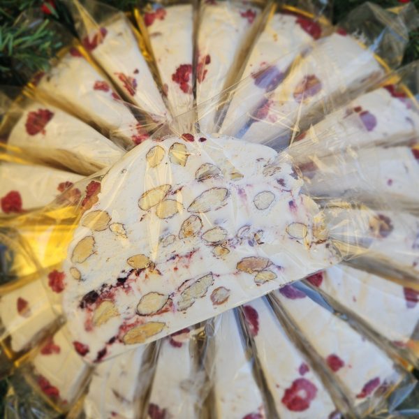 TORRONE MORBIDO AL LAMPONE