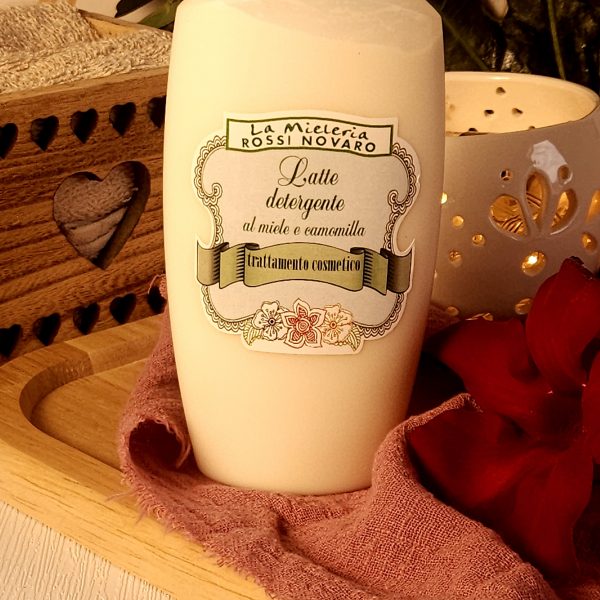 LATTE DETERGENTE MIELE E CAMOMILLA